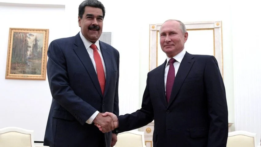 Nicolás Maduro Surpreende ao Participar da Cúpula dos BRICS na Rússia